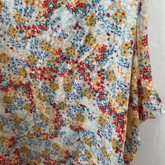 Shaun Ditsy Floral Boho Bohemian Trendy Crop Muscle Hipster Hippie Hip Tank Top - Picture 3 of 9